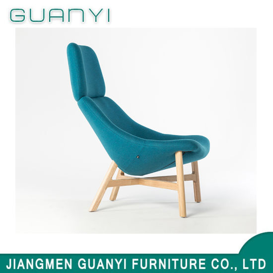 Fashion Solid Wood High Back Seat Armchair in Living Room