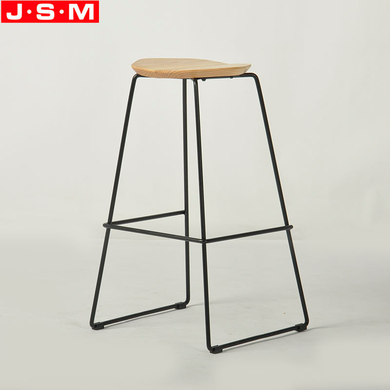 Wholesale Ash Timber Top Seat Not Stackable Barstool With Footrest