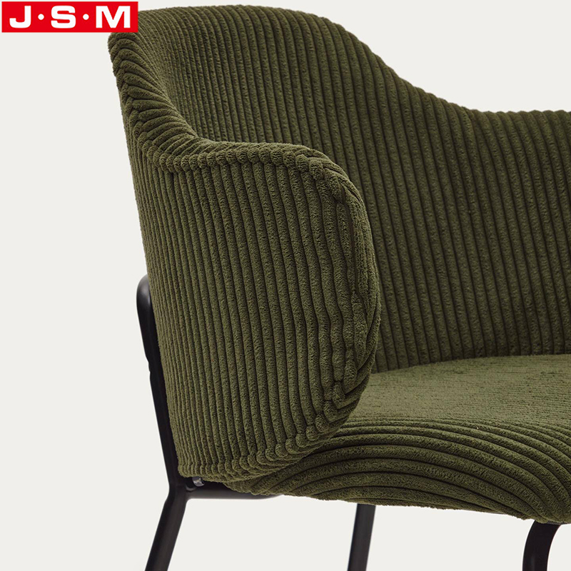 Metal Legs Base Armchair