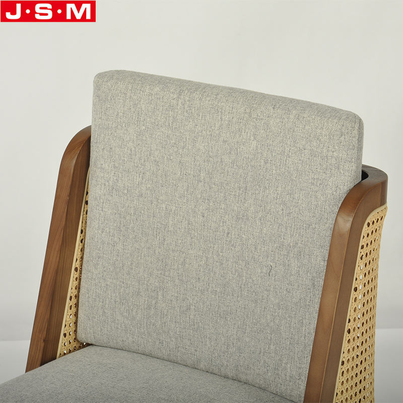 Comfortable Cushion Seat Back Chair Plastic Rattan Back Dining Chair Without Armrests