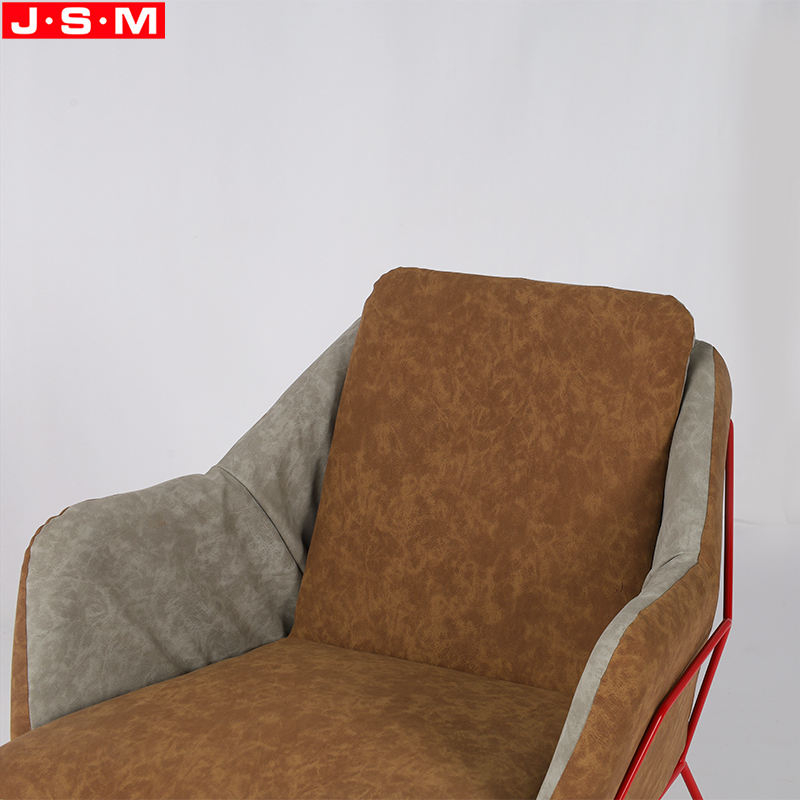 Classic Style Bedroom Arm Chair Moveable Cushion Seat Armchair With Metal Leg