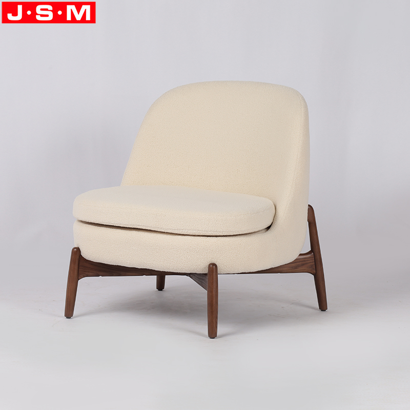Lounge Chair With Wood Leg