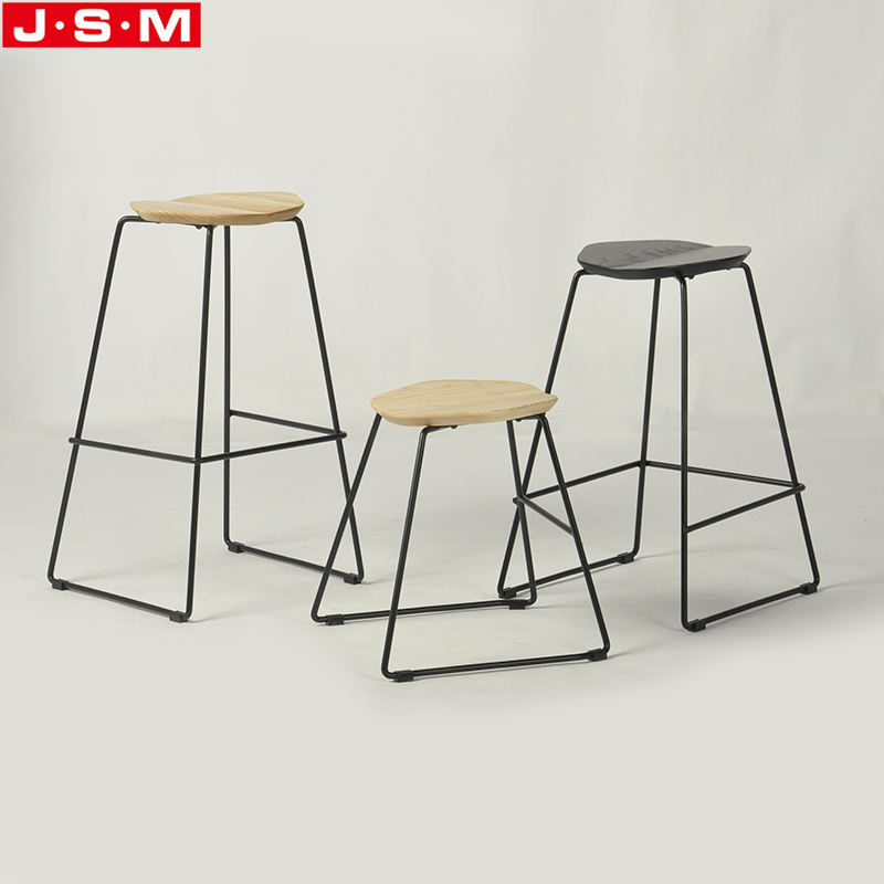 Wholesale Ash Timber Top Seat Not Stackable Barstool With Footrest