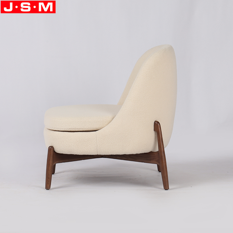 Lounge Chair With Wood Leg